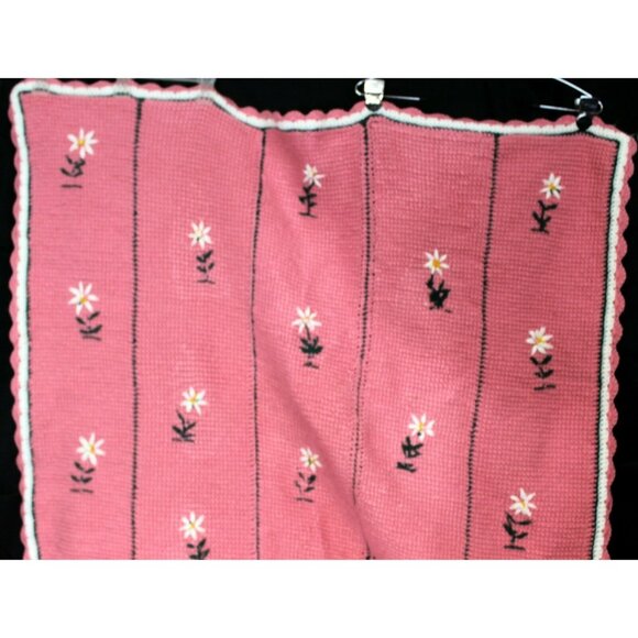 Hand Crochet Pink White Flower Pattern Green Blanket Throw Afghan Over Sized - Picture 10 of 12